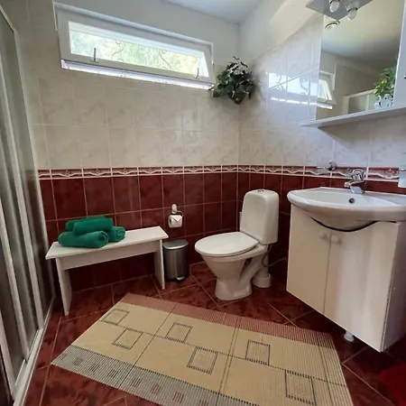 Merekalda - Adults Only