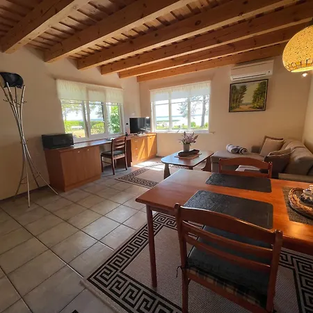 Apartment Merekalda